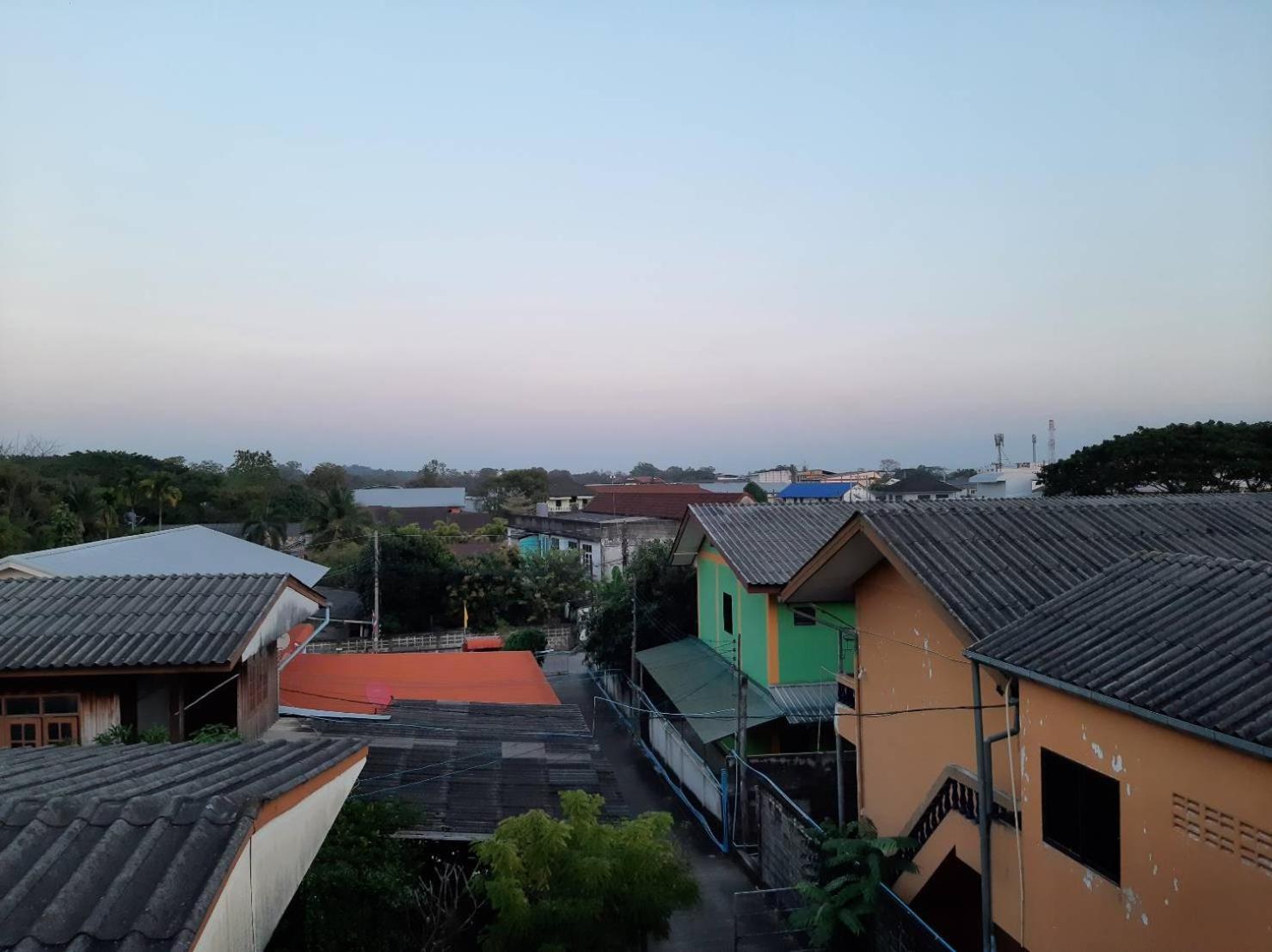 Adchara Mansion Hotel Chiang Rai Exterior foto